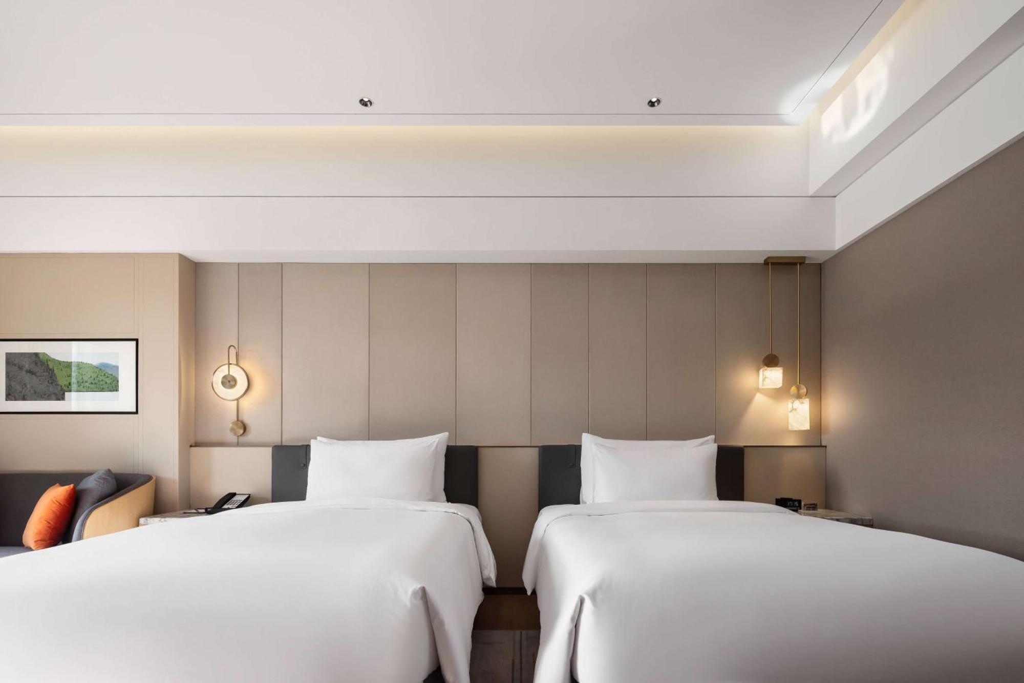 ホテル Wyndham Grand Zhaoqing Downtown エクステリア 写真