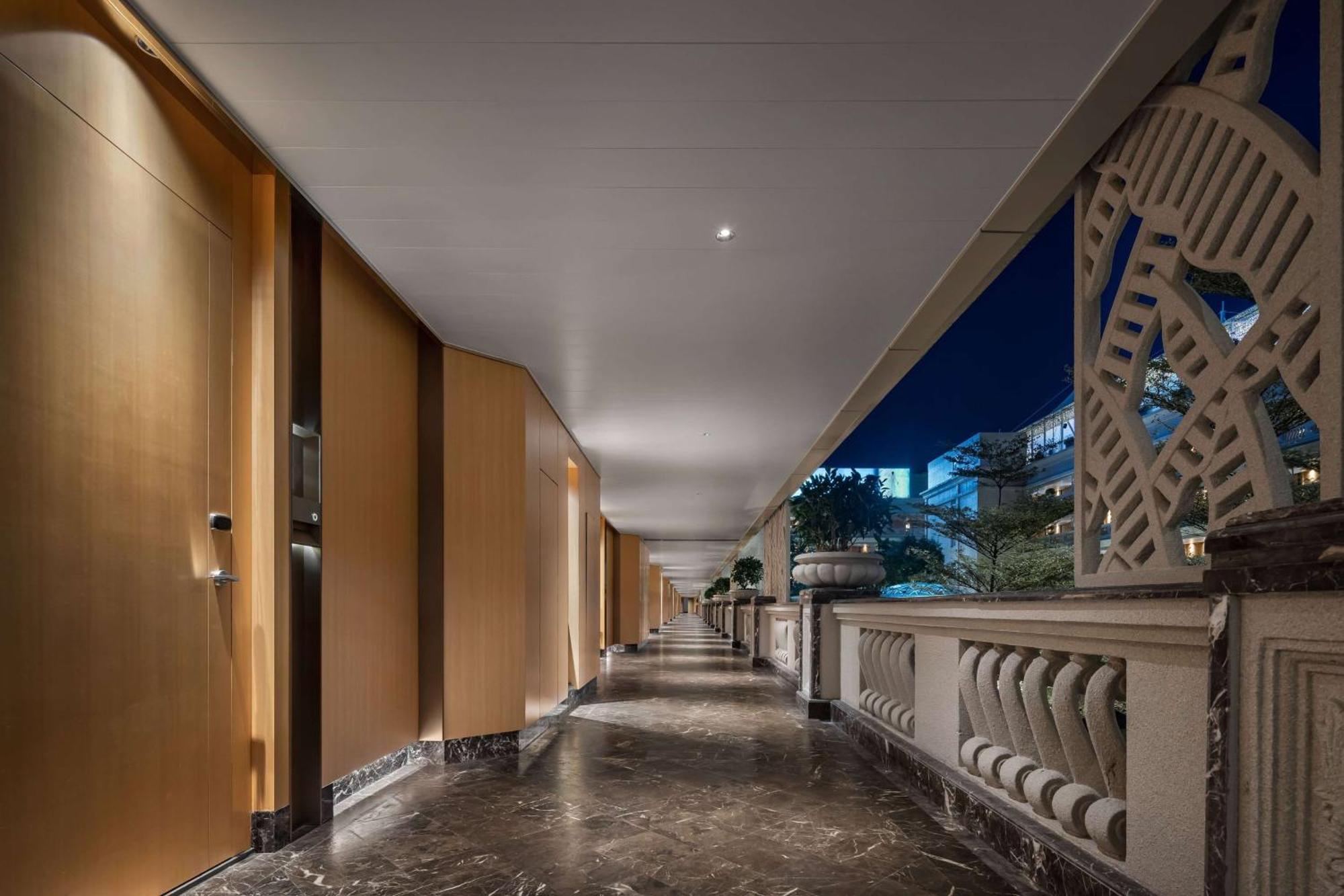 ホテル Wyndham Grand Zhaoqing Downtown エクステリア 写真