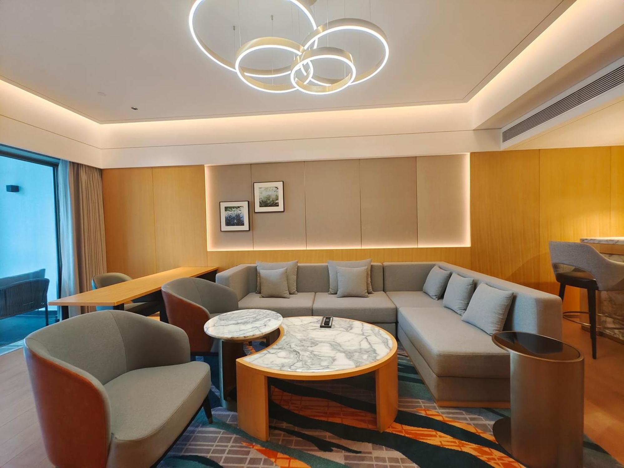 ホテル Wyndham Grand Zhaoqing Downtown エクステリア 写真